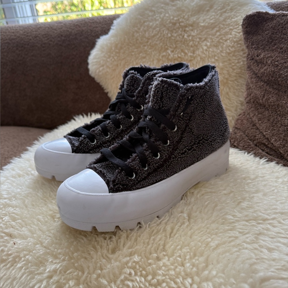 Converse Chuck Taylor All Star Lugged High Top Sneakers
